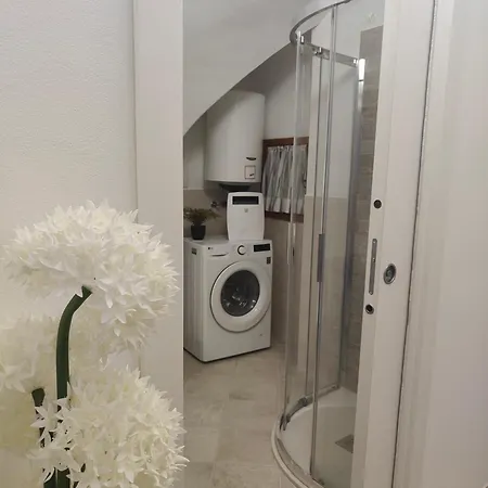 Piano Terra Vicino Al Mare Riva Ligure