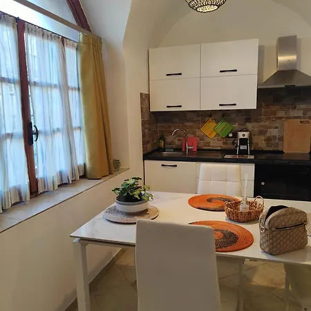 Piano Terra Vicino Al Mare *