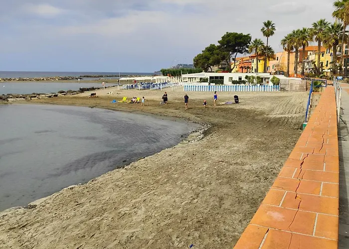 Piano Terra Vicino Al Mare Сasa de vacaciones Riva Ligure